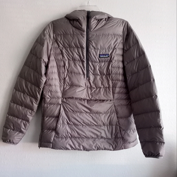 Patagonia Jackets & Blazers - Patagonia Women's Down Sweater hoody pullover puffer jacket